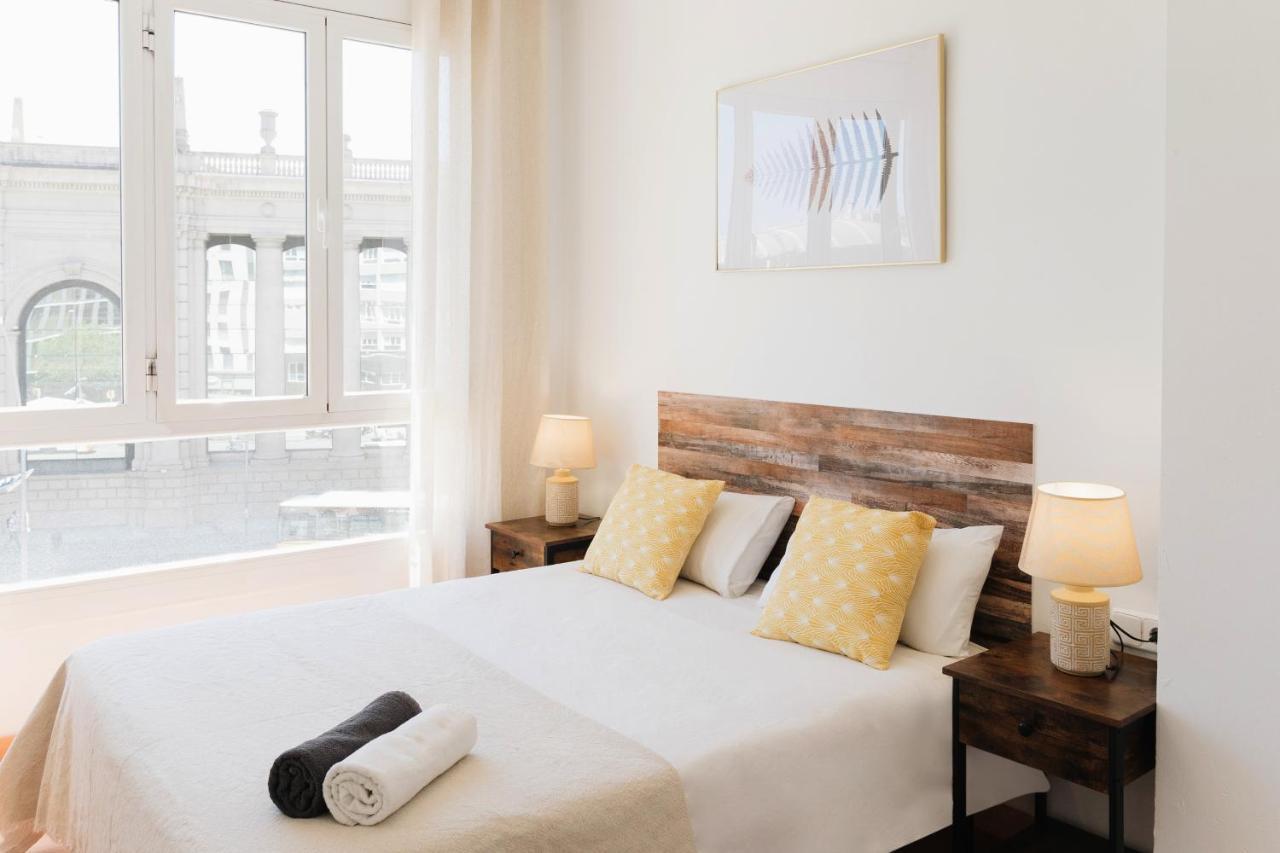 ברצלונה Sunny And Modern Apartment Ideal For Groups מראה חיצוני תמונה