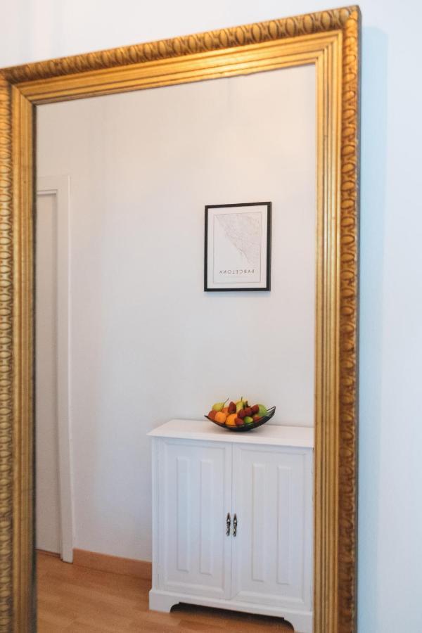 ברצלונה Sunny And Modern Apartment Ideal For Groups מראה חיצוני תמונה