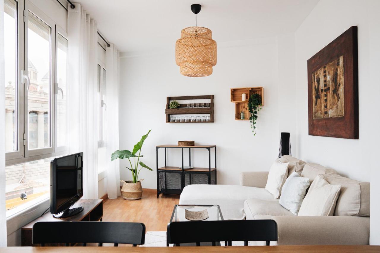 ברצלונה Sunny And Modern Apartment Ideal For Groups מראה חיצוני תמונה